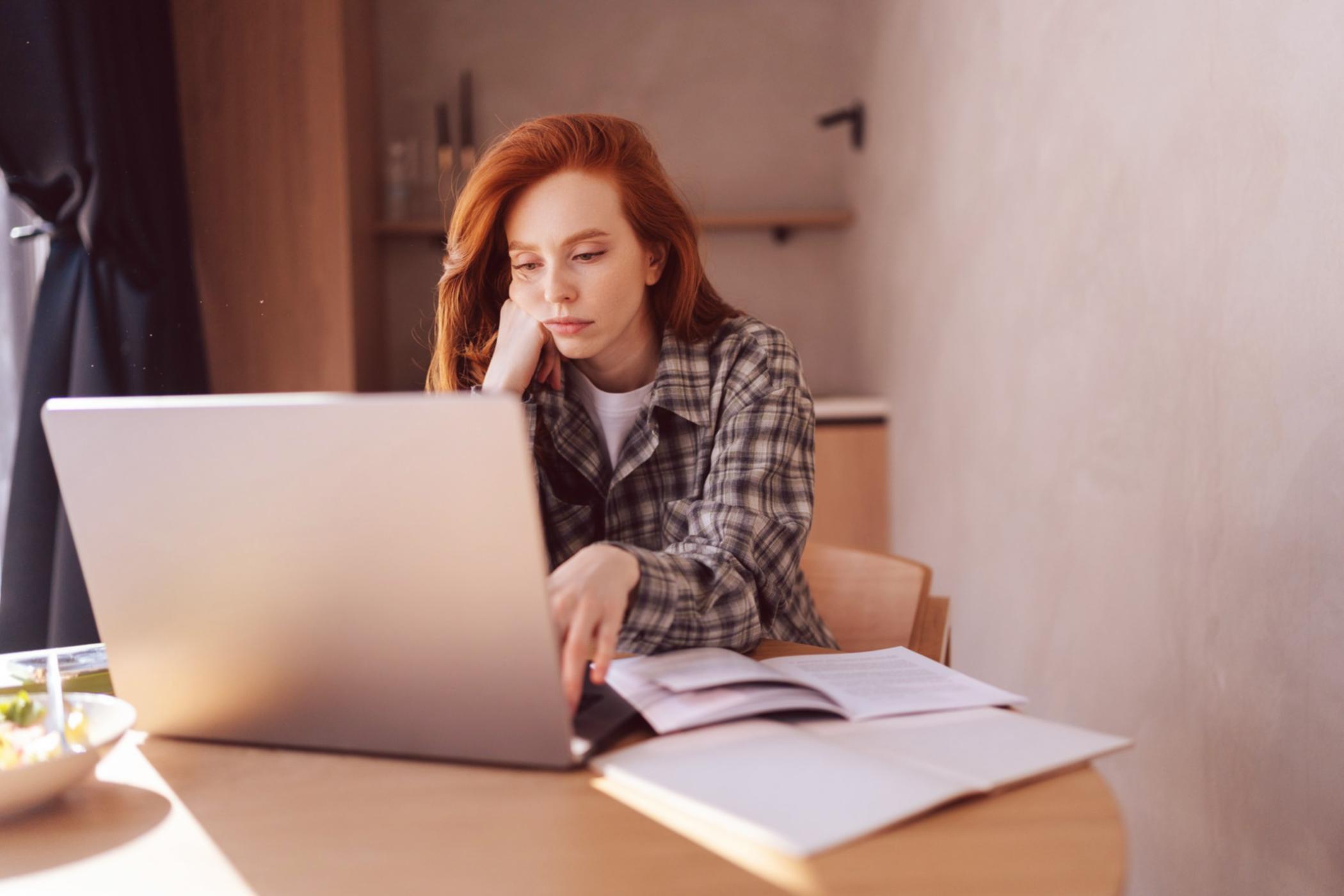 Interaktive Lernplattform mit modularen Kursstrukturen